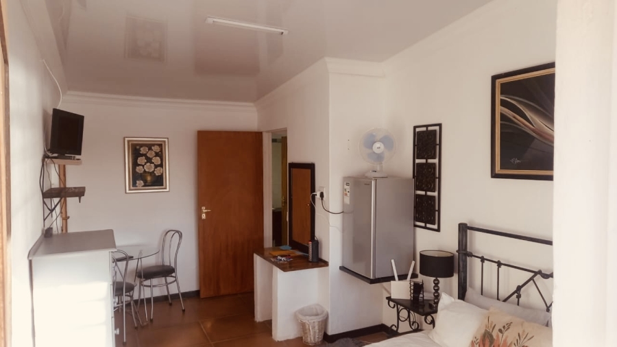 10 Bedroom Property for Sale in Pretorius Kraal Free State